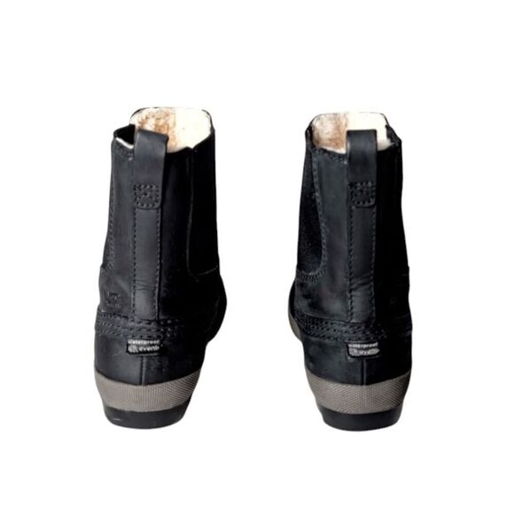 UGG Romosa Chelsea Boot Size 7 - Picture 5 of 8